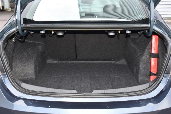 Nhập khẩu Chevrolet Malibu Xl 2023 1.5T 2.0T 9AT 2wd Xe hơi xăng rẻ nhất Xe hơi xăng Chevrolet Xe mới 4